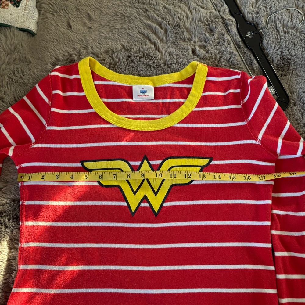 Hanna Andersson Women’s‎ Red DC Wonder Woman Long John Striped Pajama Top M Soft - Picture 7 of 8
